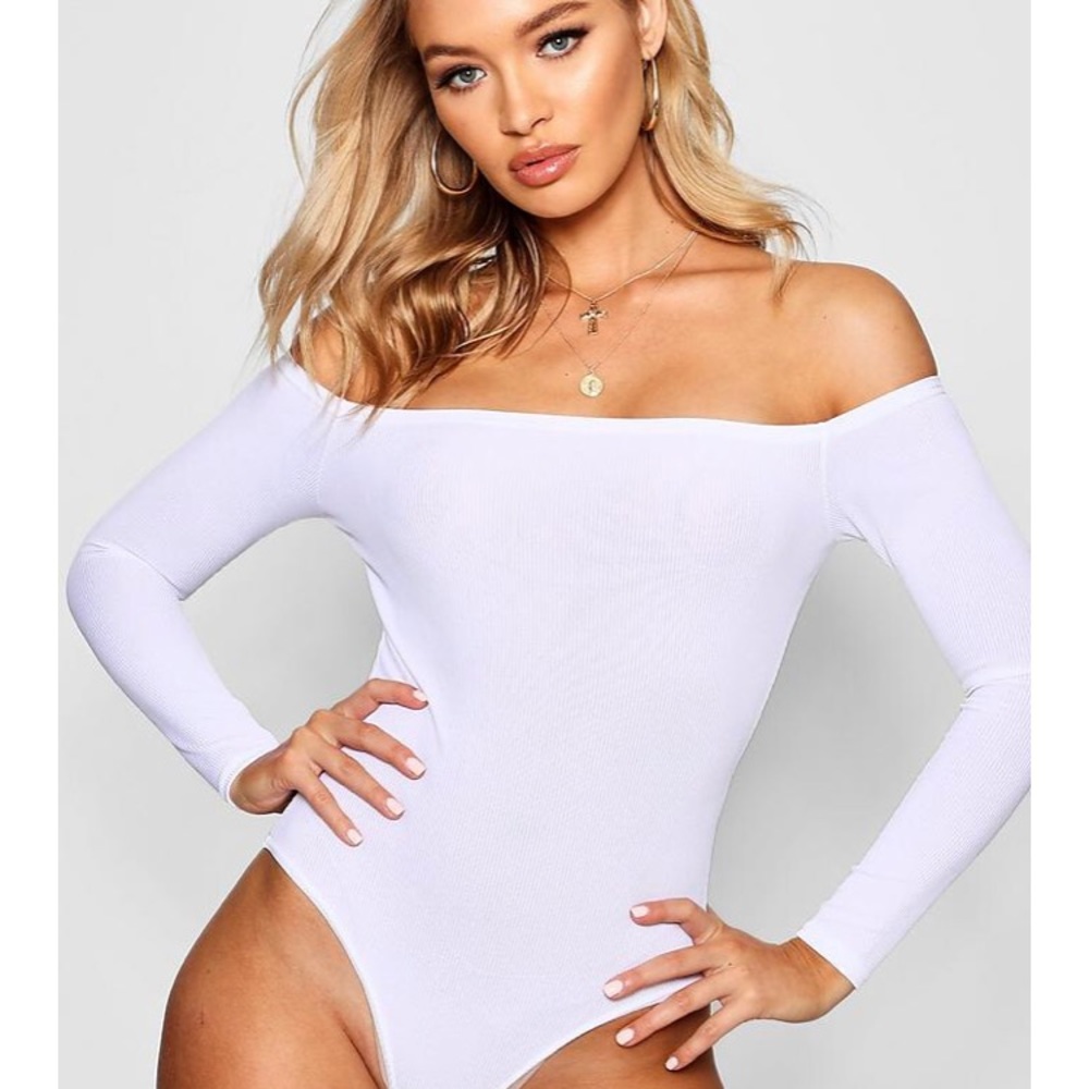 Ribbed off the shoulder white body suit